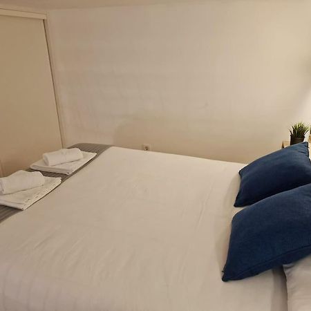 Mediodia Chica Apartamento Tipo Loft En La Latina Apartment มาดริด ภายนอก รูปภาพ