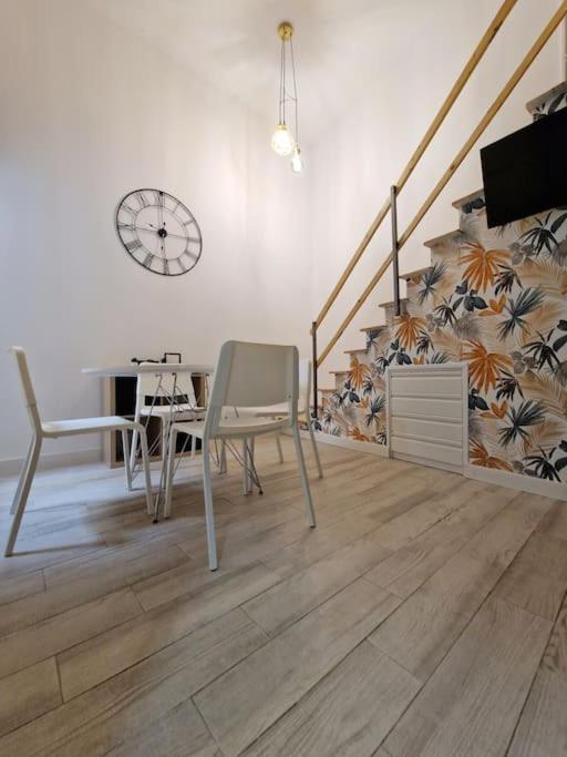 Mediodia Chica Apartamento Tipo Loft En La Latina Apartment มาดริด ภายนอก รูปภาพ