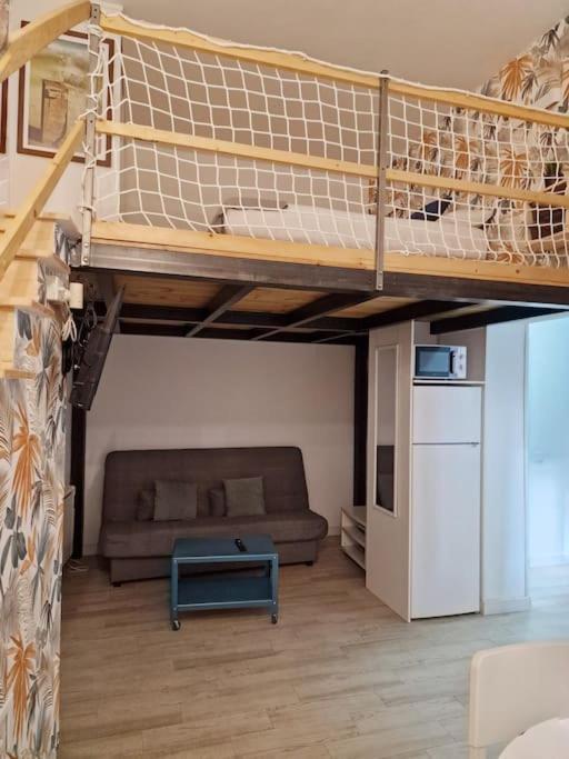 Mediodia Chica Apartamento Tipo Loft En La Latina Apartment มาดริด ภายนอก รูปภาพ